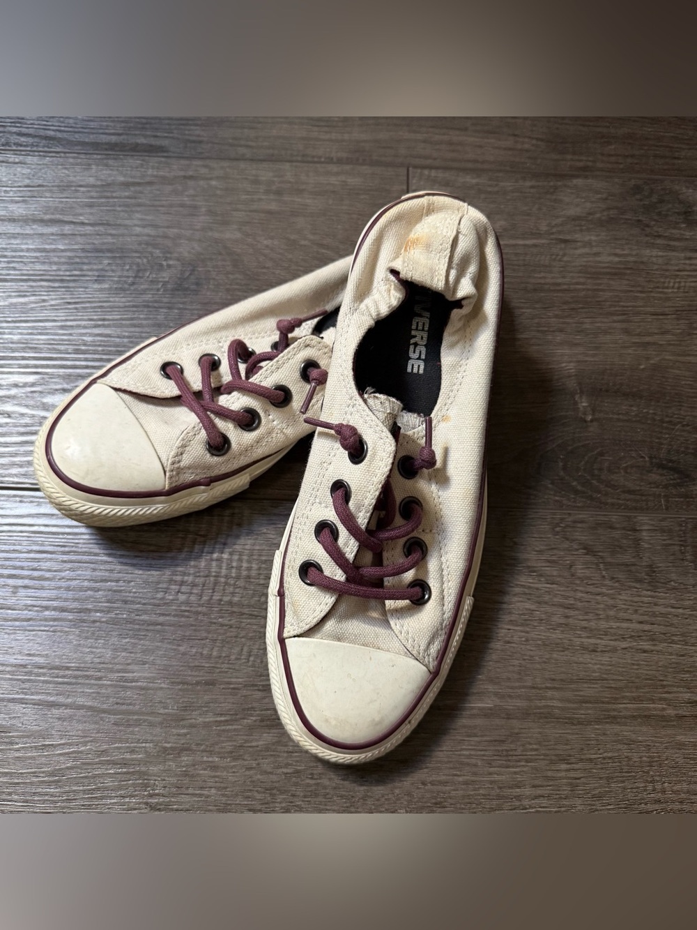 Woman’s Converse 7.5 has some staining as shown